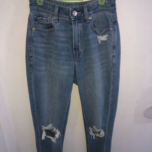 American Eagle Mom Jeans